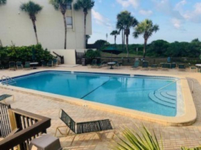 Island House F229 condo